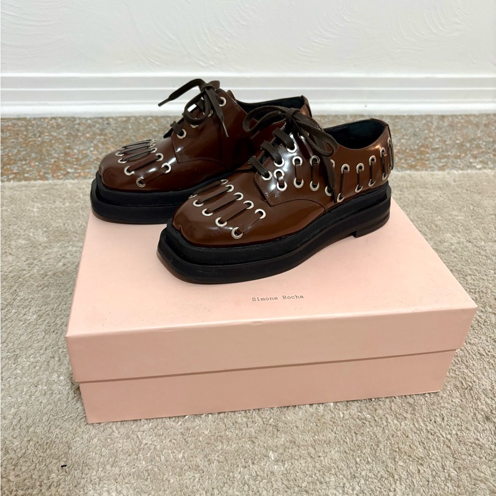 Brown Patent Leather Lace-Up Platforms with Silver Eyelet Detail